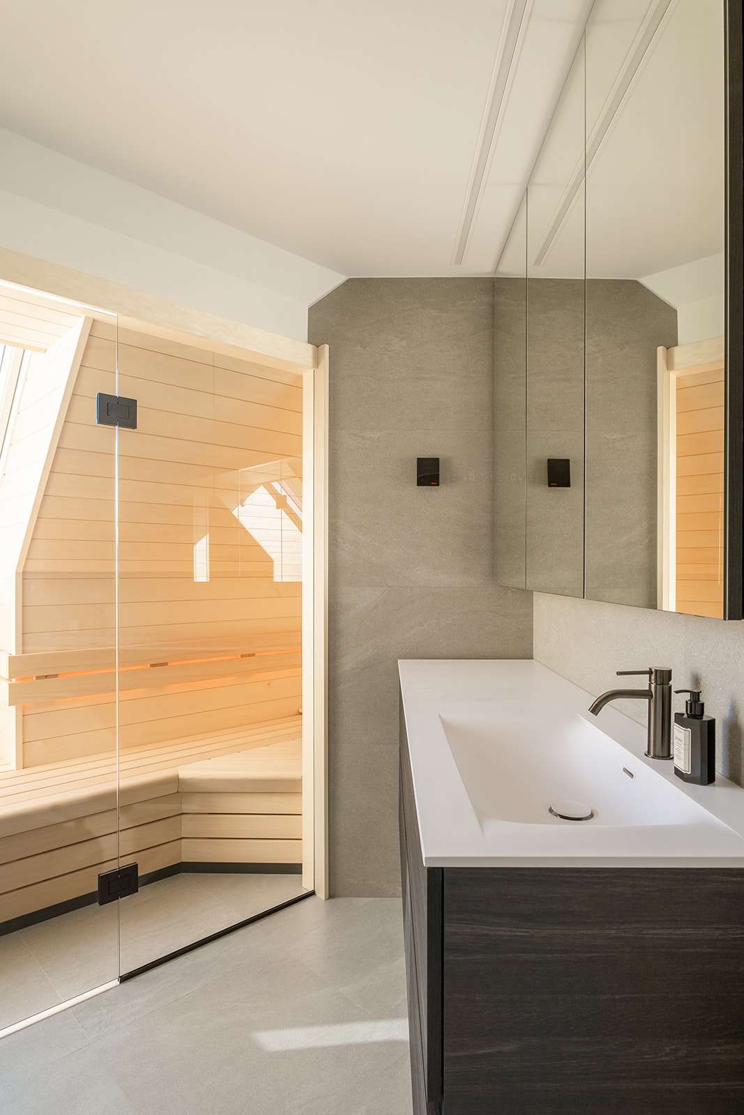 renovatie badkamer met sauna